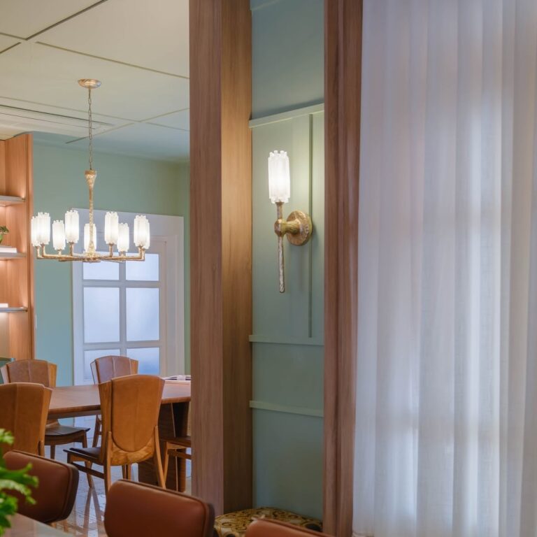 pendente hampton circular em selenita aver design para ambientes alto padrão